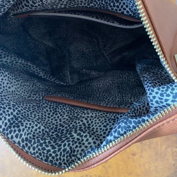 Sole Society DUNNE SHOULDER BAG - Picture 8 of 10